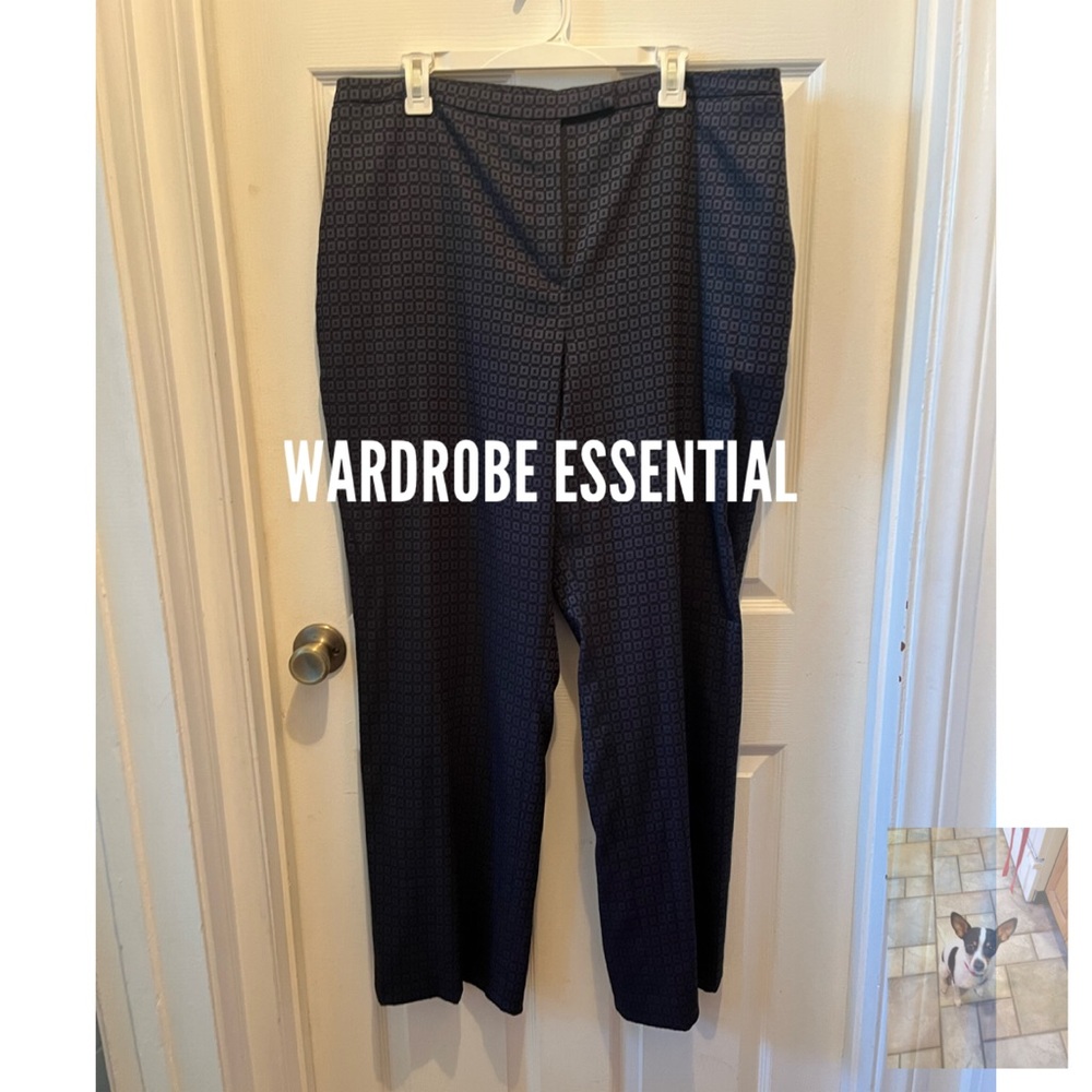 Women’s Lined Black Straight Leg Trousers, Sz 18